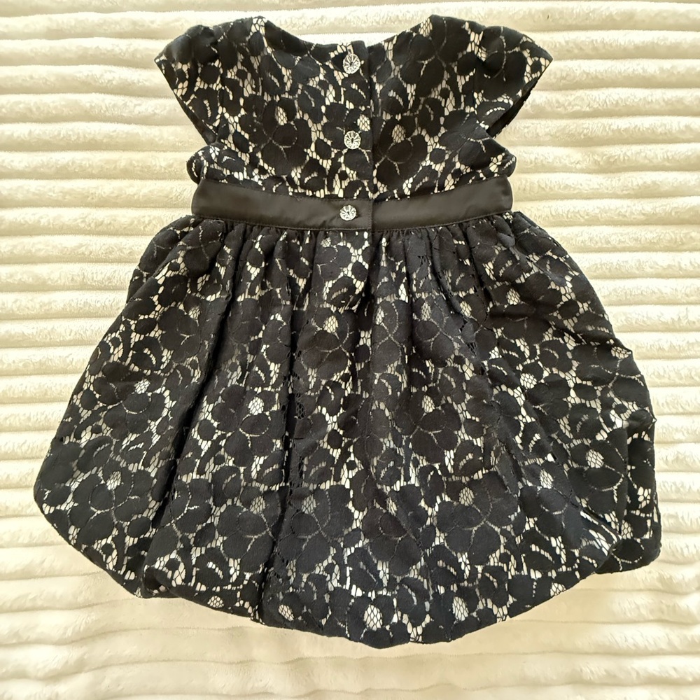 GAP Black and White Lace Baby Dress - Picture 2 of 6